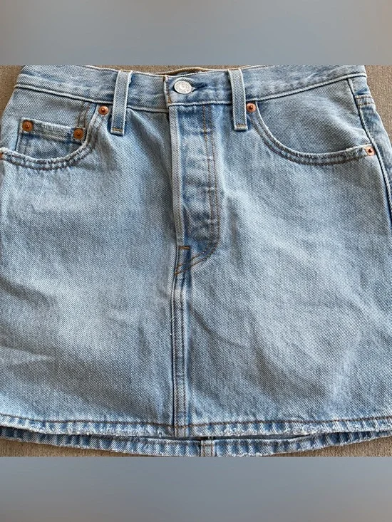 Levi's Women's Icon Skirt in a light-wash blue denim. - Picture 5 of 8